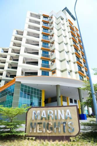 Marina Heights Seaview Resort Apartment II Лумут Экстерьер фото